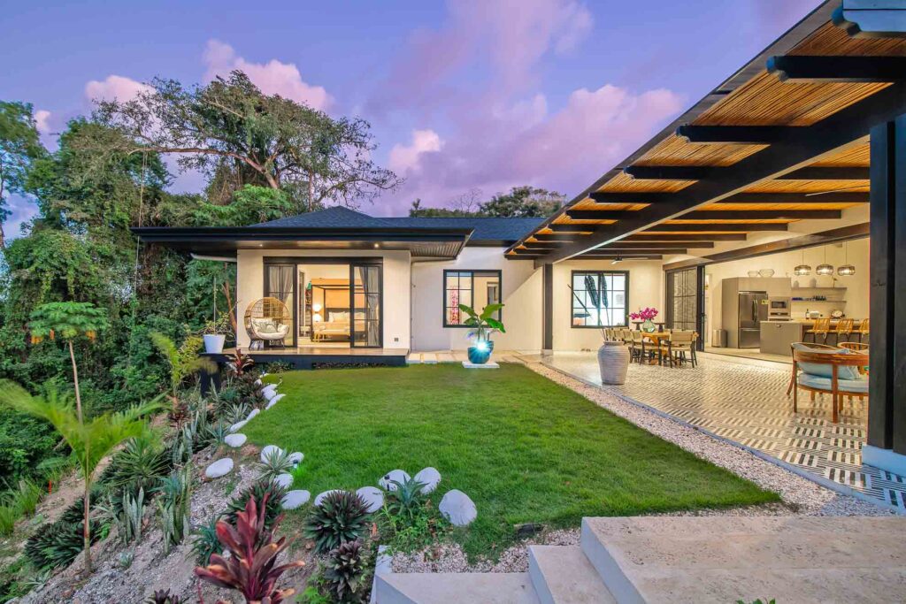 Casa para Airbnb con jardín en Costa Rica